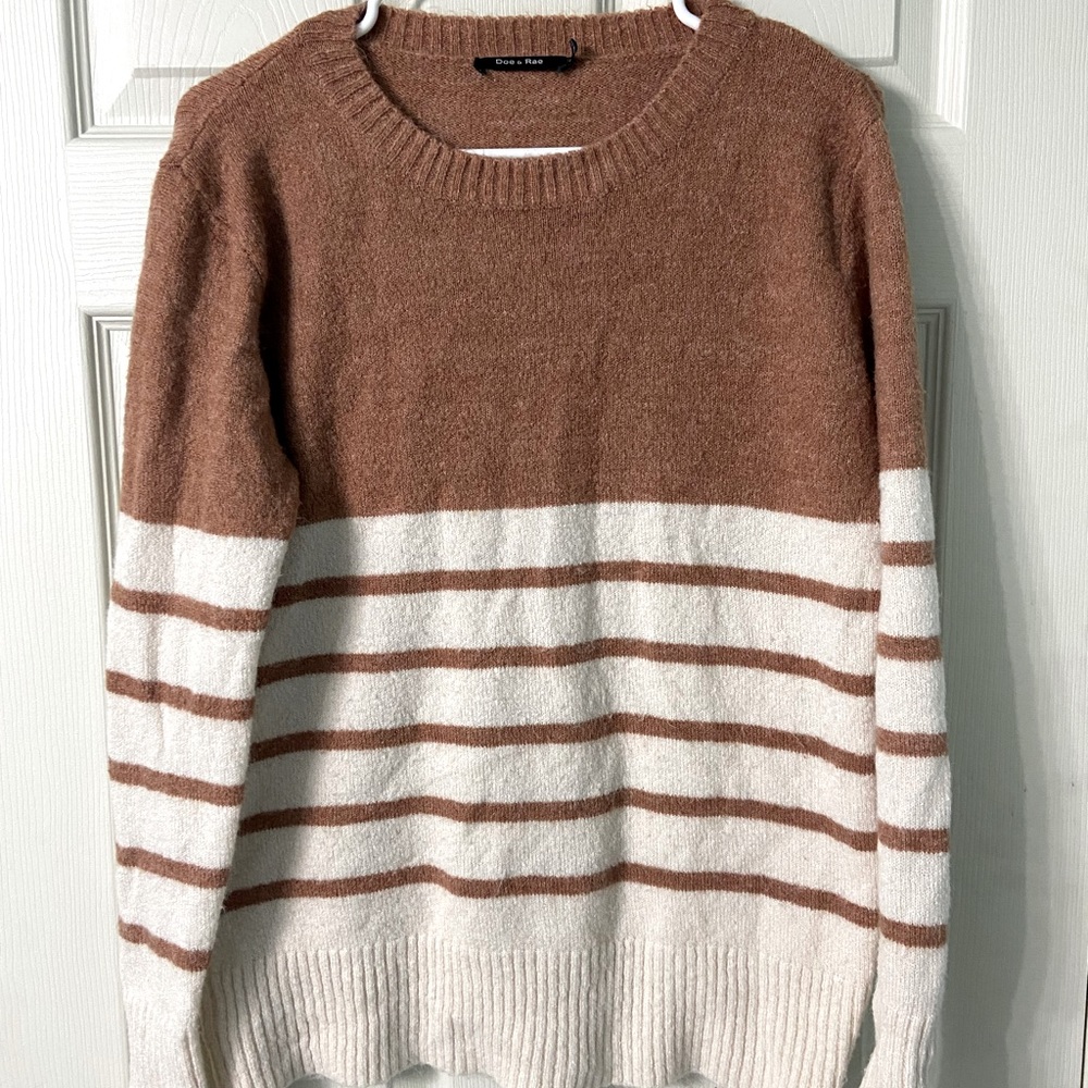 Doe and Rae Small Sweater.